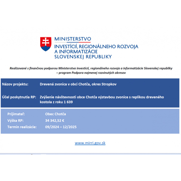 Drevená zvonica v obci Chotča