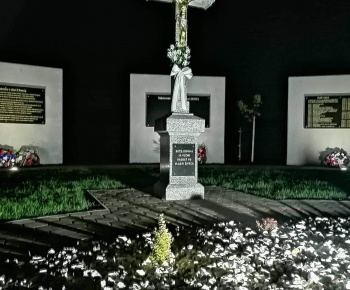 Aktuality / Posviacka vojnového cintorína - foto