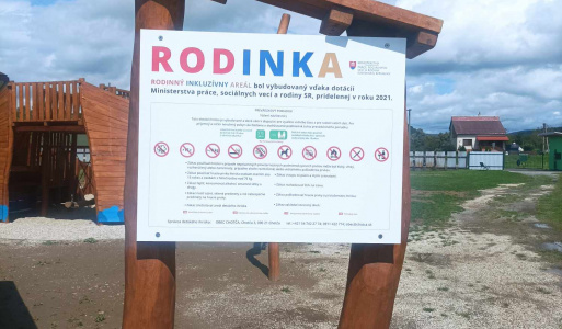 Výstavba detského inkluzívneho ihriska RODINKA v obci Chotča 
